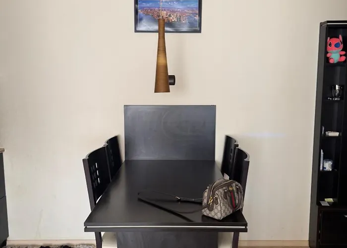 公寓 Sunny For 4 Guests 阳光海滩